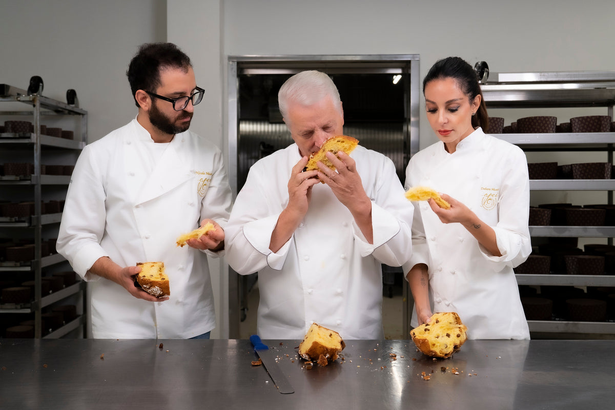 SPLENDIDO Panettone Tradizionale von Iginio Massari, verkostet von Massari und seinem Team in der Backstube.