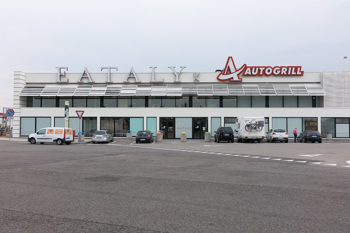 Autogrill Eataly Delikatessen Splendido Magazin